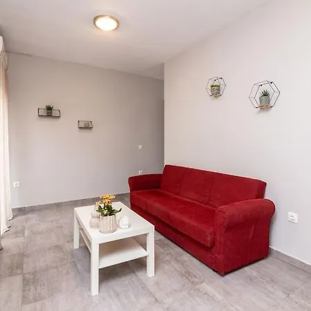 Spacious Apartment, 2 Bedrooms سالونيك